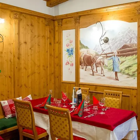 فندق Alpino Al Cavalletto كنازاي